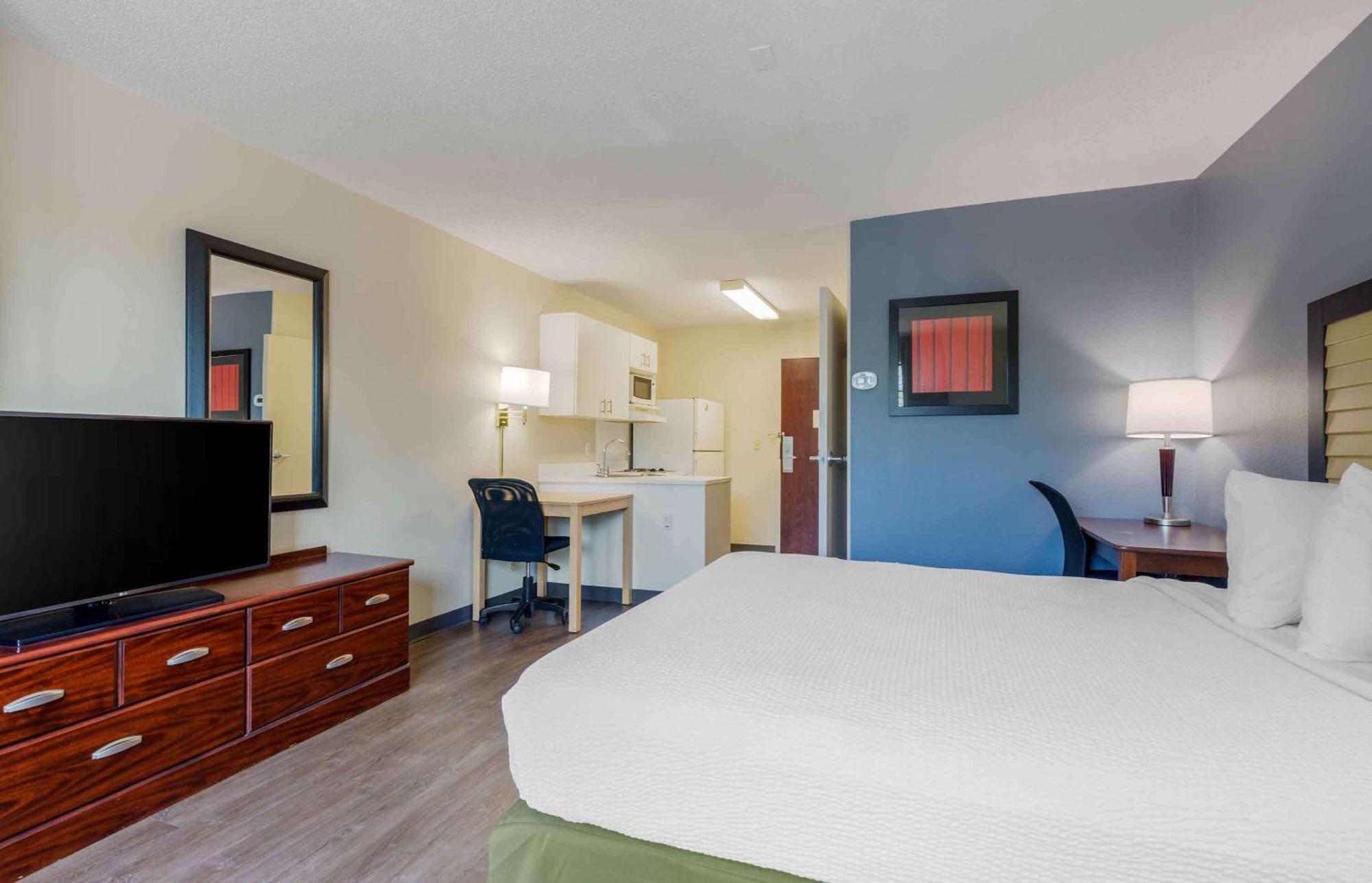 Extended Stay America Suites - Washington Dc Germantown Milestone Exteriér fotografie