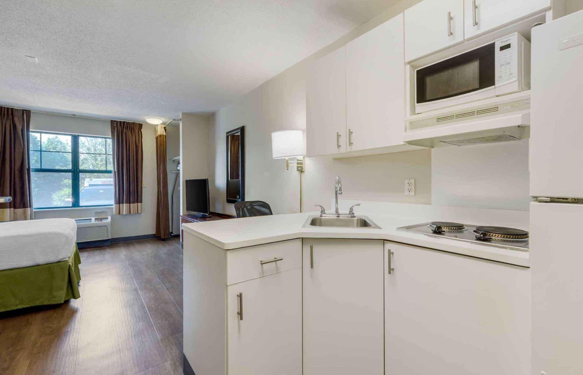 Extended Stay America Suites - Washington Dc Germantown Milestone Exteriér fotografie