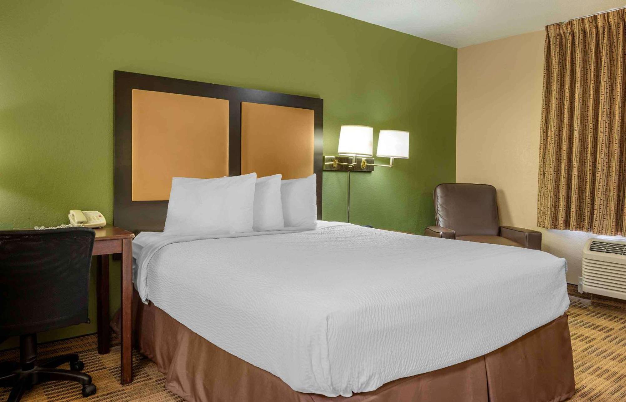 Extended Stay America Suites - Washington Dc Germantown Milestone Exteriér fotografie
